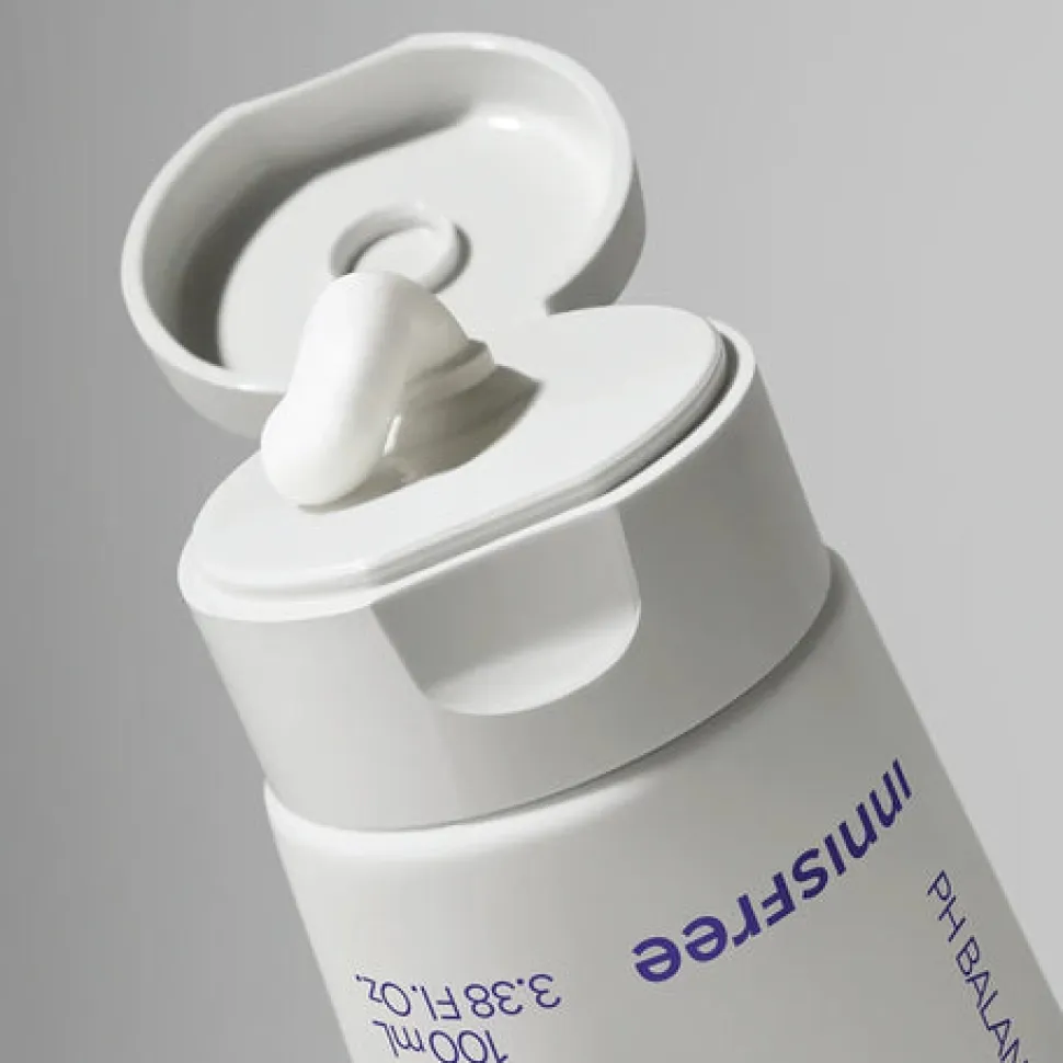 Blueberry Rebalancing 5.5 Cleanser