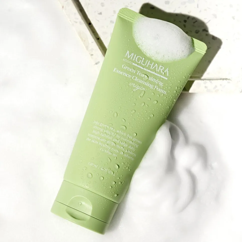 Green Tea Calming Essence Cleansing Foam Origin