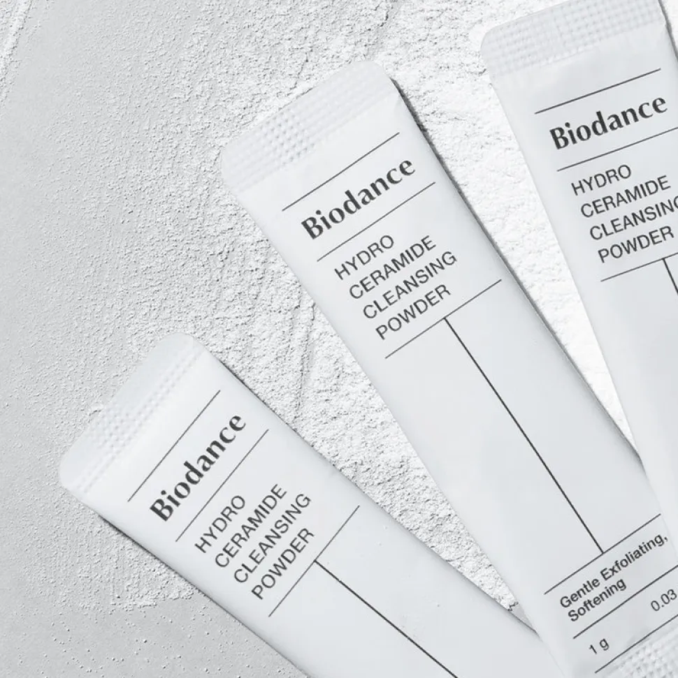 Hydro Ceramide Cleansing Powder