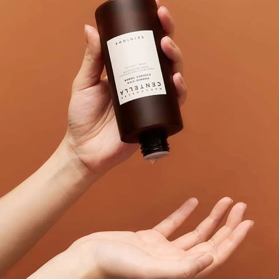Madagascar Centella Probio-Cica Essence Toner