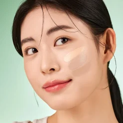 Wonder Releaf Centella BB Cushion