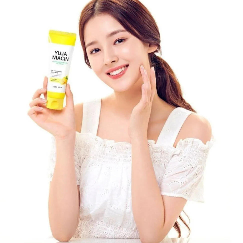Yuja Niacin 30 Days Brightening Peeling Gel